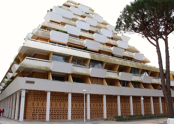 Centre, Spacieux, A 500m, 4 Personnes, Loggia - Fr-1-716-80 * La Grande Motte