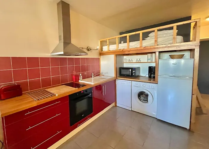 Daire Centre, Spacieux, A 500m, 4 Personnes, Loggia - Fr-1-716-80