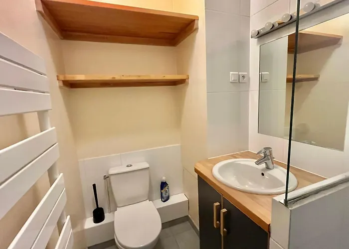 Centre, Spacieux, A 500m, 4 Personnes, Loggia - Fr-1-716-80 Daire
